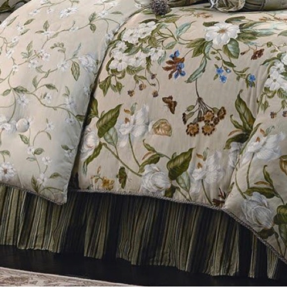 7piece Queen Comforter Set - Picture 2 of 8